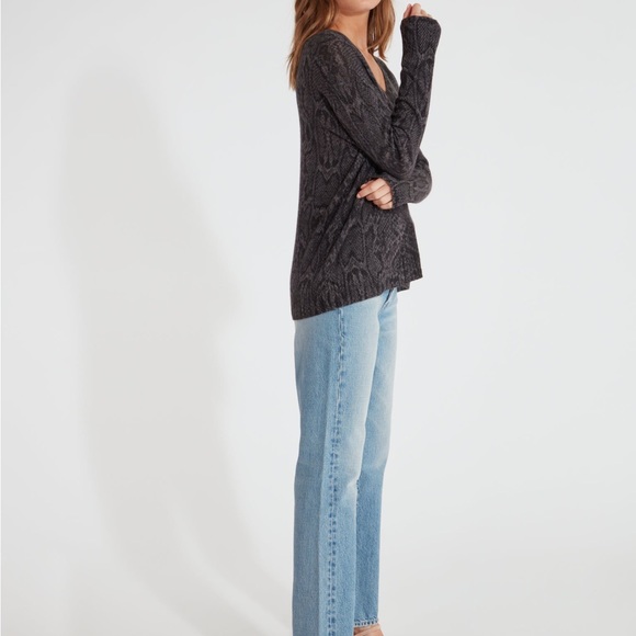 360 Cashmere Sweater size XS - Picture 2 of 7